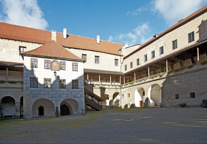 Nádvoří